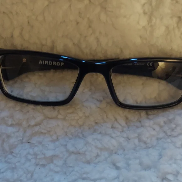 Oakley Airdrop Eyewear in Sleek Black - Picture 7 of 7